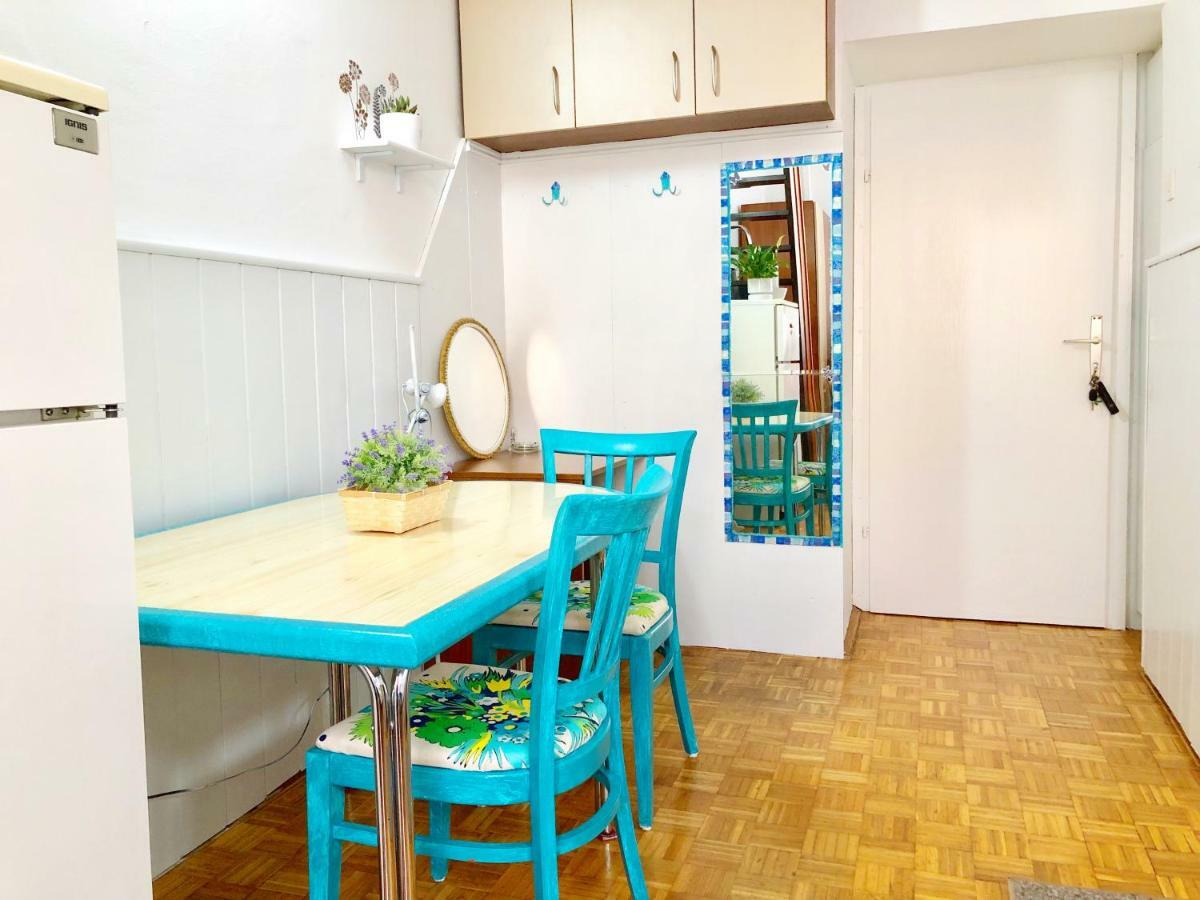 Appartamento Studio & Free Parking, Aircool, Fresh Bedding Laurana Esterno foto