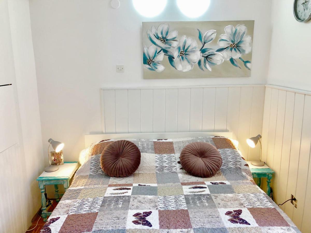 Appartamento Studio & Free Parking, Aircool, Fresh Bedding Laurana Esterno foto